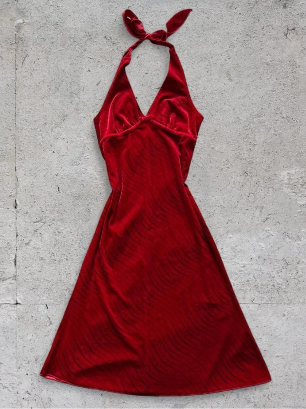 y2k red halter velvet midi dress - Picture 4 of 8
